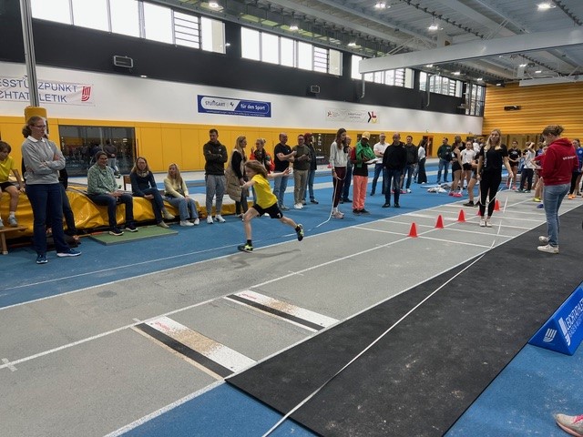 Teilnehmerrekord beim Mehrfachsprung-Cup