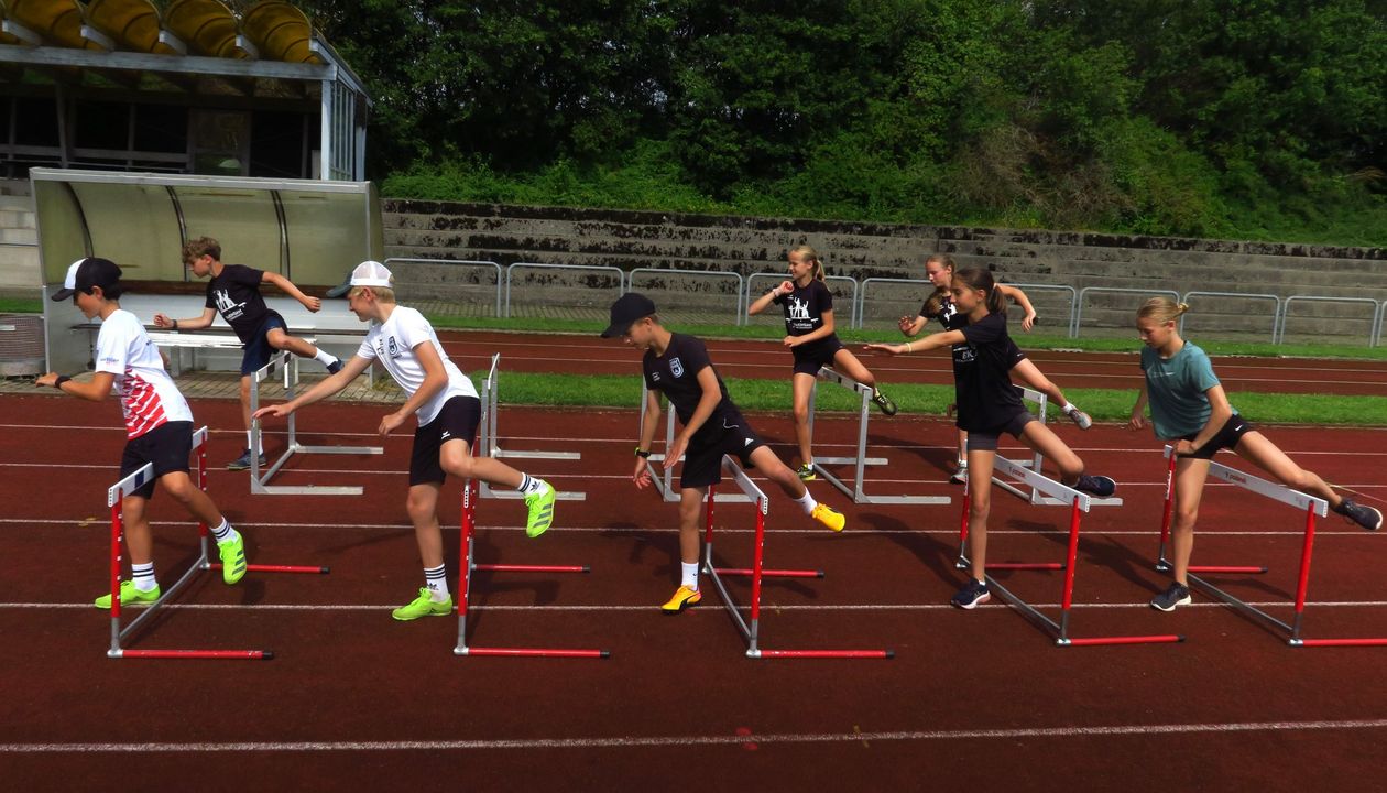 Fröhlicher Ferienauftakt in den U14-Nachwuchs-Camps