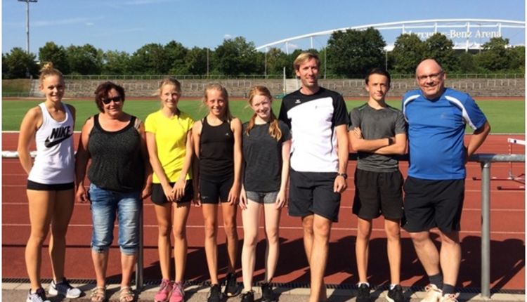 Training mit den Siegerteams des Team Hoch-Sprungcups