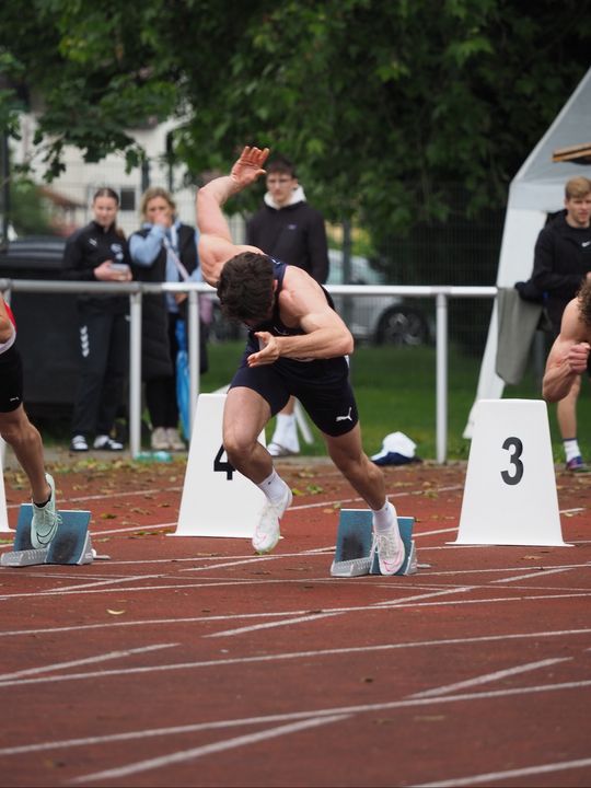 Sprintmeeting in Niefern mit tollen Leistungen und Wetterglück