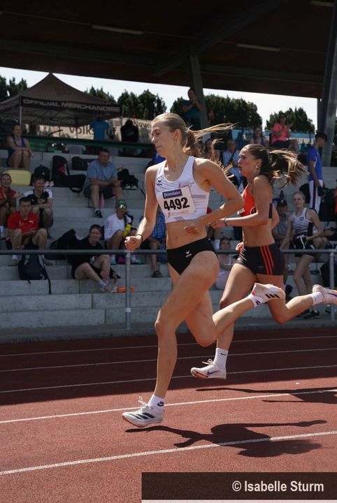 Hitzeschlacht mit Bestleistungen: BW Leichtathletik Jugend Finals begeistern in Langensteinbach