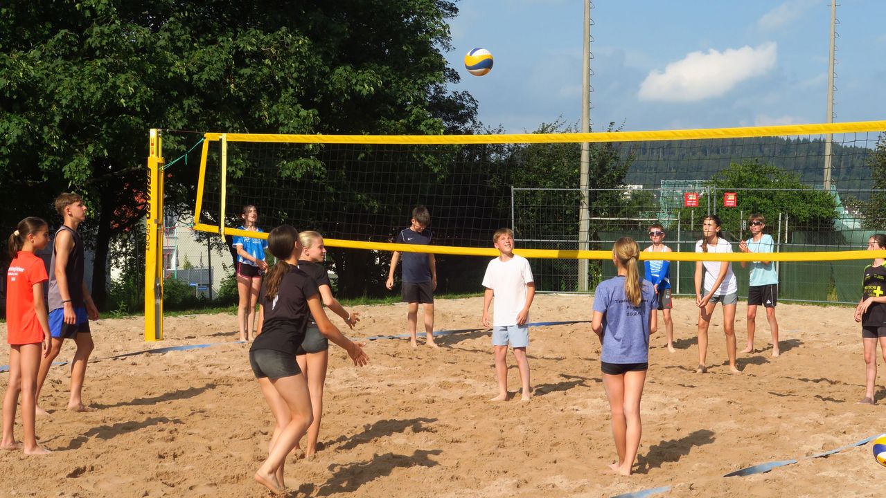 Fröhlicher Ferienauftakt in den U14-Nachwuchs-Camps