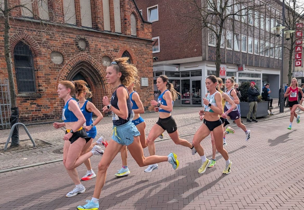 Tübingerinnen räumen bei DM 10 Kilometer Straße ab