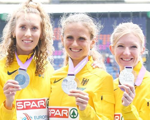 EM Rom Tag 3 | Fabienne Königstein läuft im Team zu Silber 