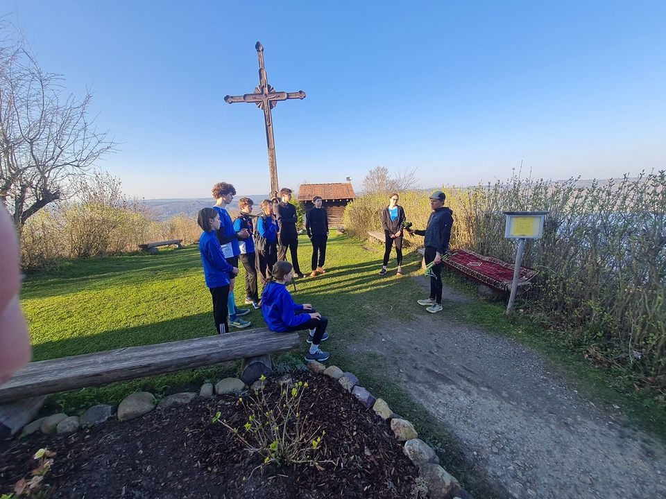 Erfolgreiches Trailrunning-Schnuppertraining mit Weltmeister Benedikt Hoffmann