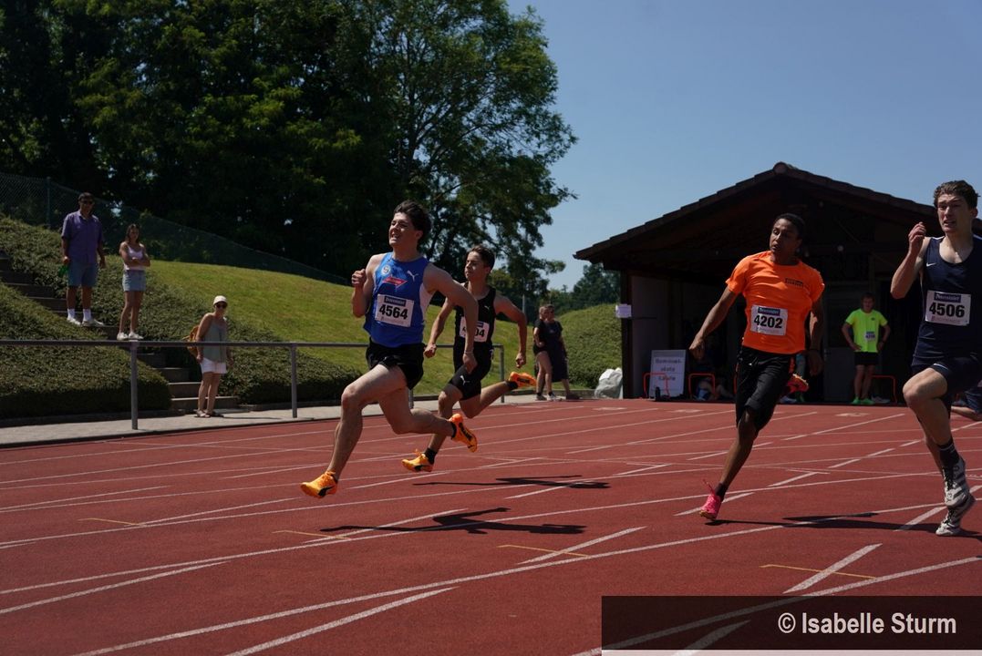 Hitzeschlacht mit Bestleistungen: BW Leichtathletik Jugend Finals begeistern in Langensteinbach