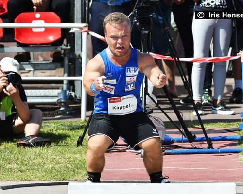 Niko Kappel stößt (noch inoffiziellen) Weltrekord