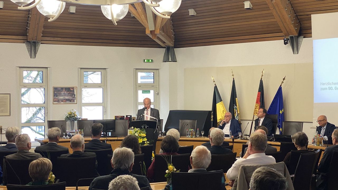 Feierlicher Empfang zum 90. Geburtstag von Karl-Heinrich Lebherz