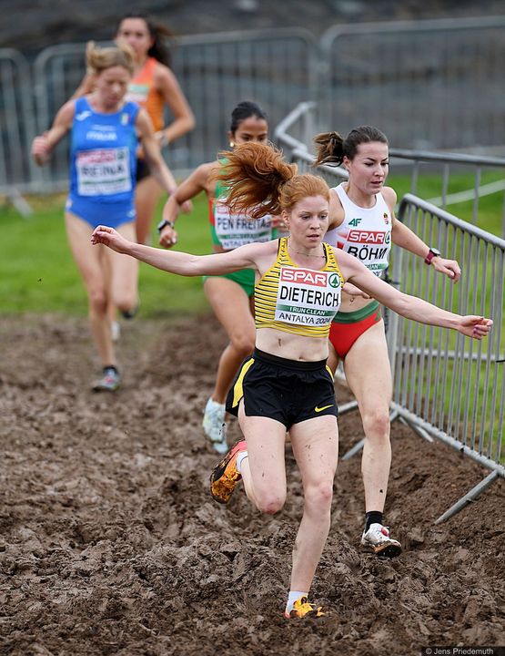 Team-Bronze für Jurenka bei Cross-EM