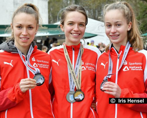 Antje Pfüller läuft in Baku zu Gold