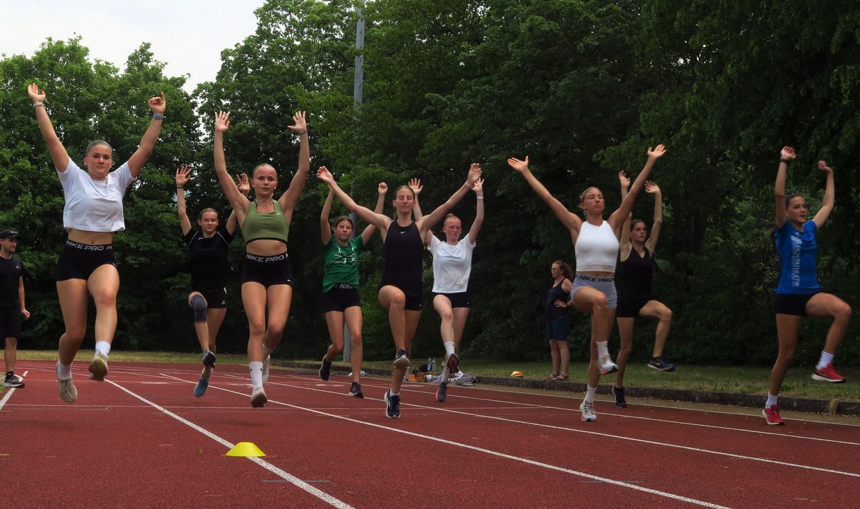 Tropische Hitze beim Talentkader-Abschluss