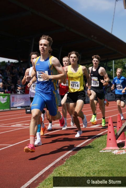Hitzeschlacht mit Bestleistungen: BW Leichtathletik Jugend Finals begeistern in Langensteinbach