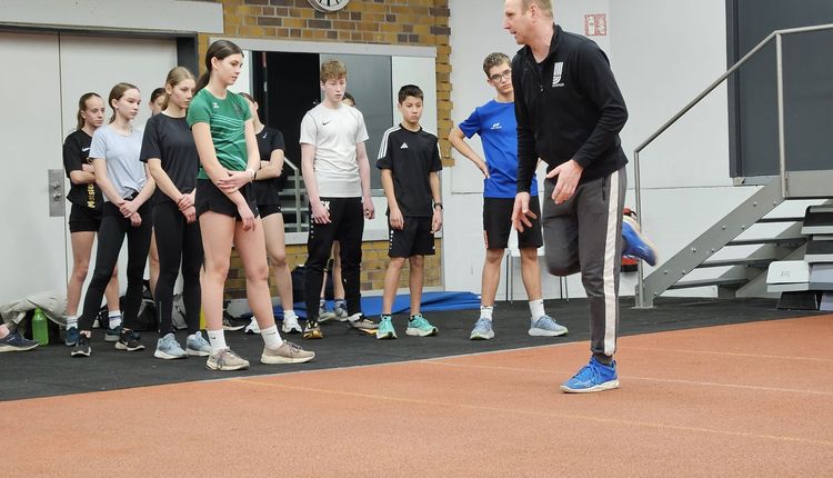 Landestrainer im U16- und U14-Stützpunkttraining des Kreises Region Freiburg