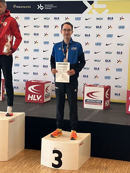 Zehn Medaillen bei DM Gehen am 28. April 2024 in Kelsterbach