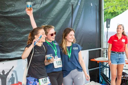 Bäume pflanzen und gewinnen beim Tag des Laufens