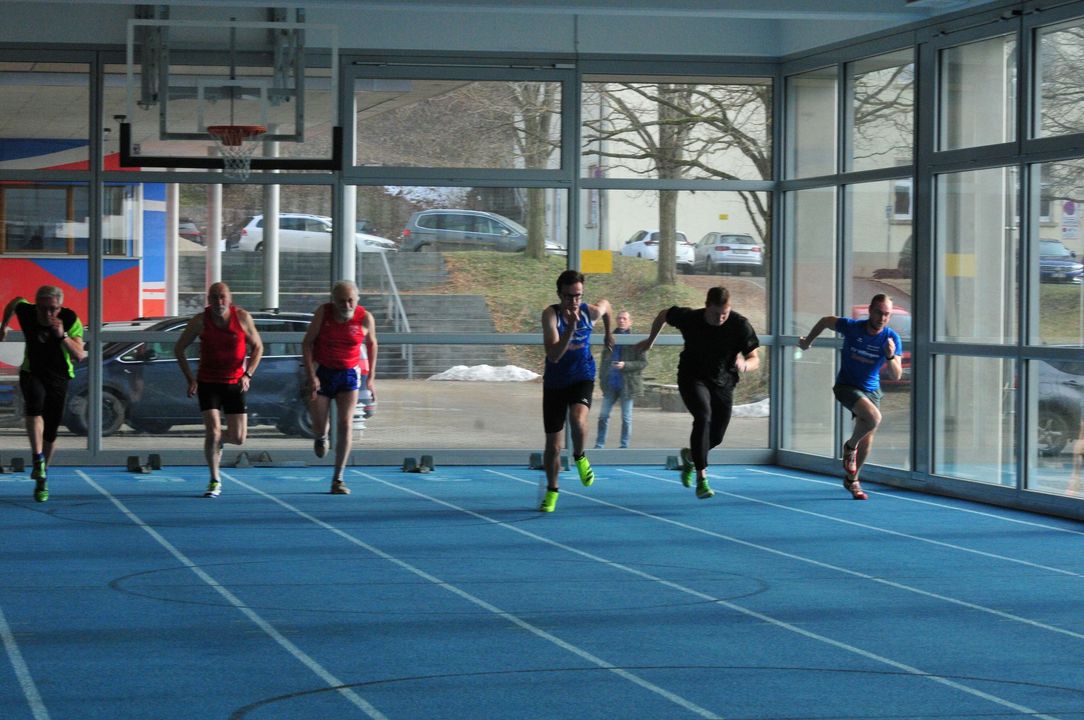 Hallensportfest am 18.1.2025 in Löffinger Leichtathletikhalle