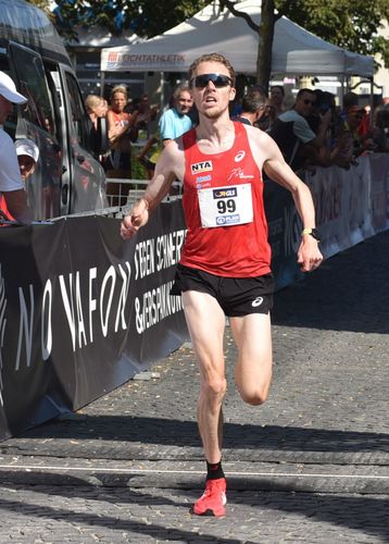 Richard Ringer und Domenika Mayer holen sich DM 10km-Titel