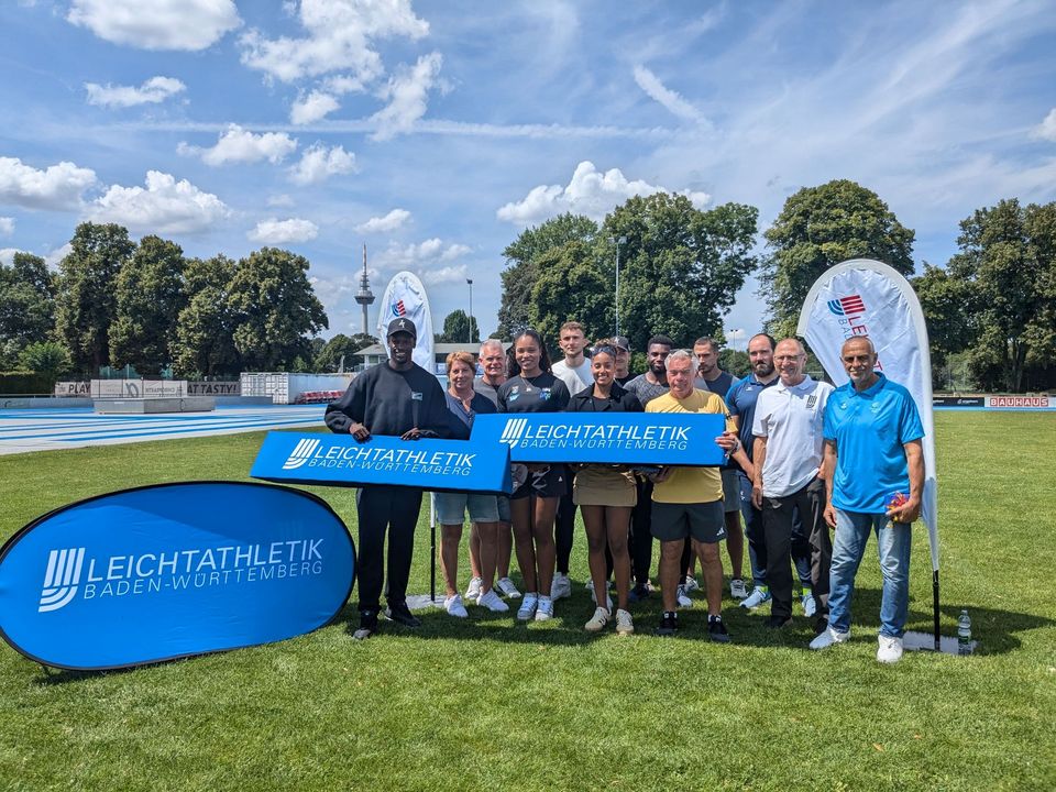 In Mannheim trainierende Leichtathlet:innen feierlich nach Paris verabschiedet
