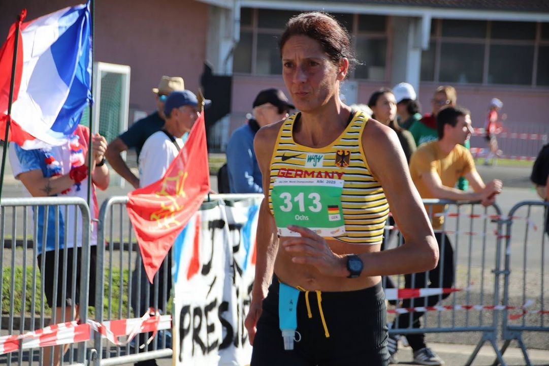 Katrin Ochs (LG Filder) mit herausragender Leistung und Platz 11 beim 24 Stundenlauf in Albi (Frankreich).
