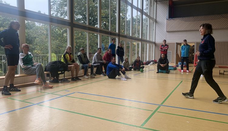 Lauftrainer:innen bilden sich in Schöneck fort