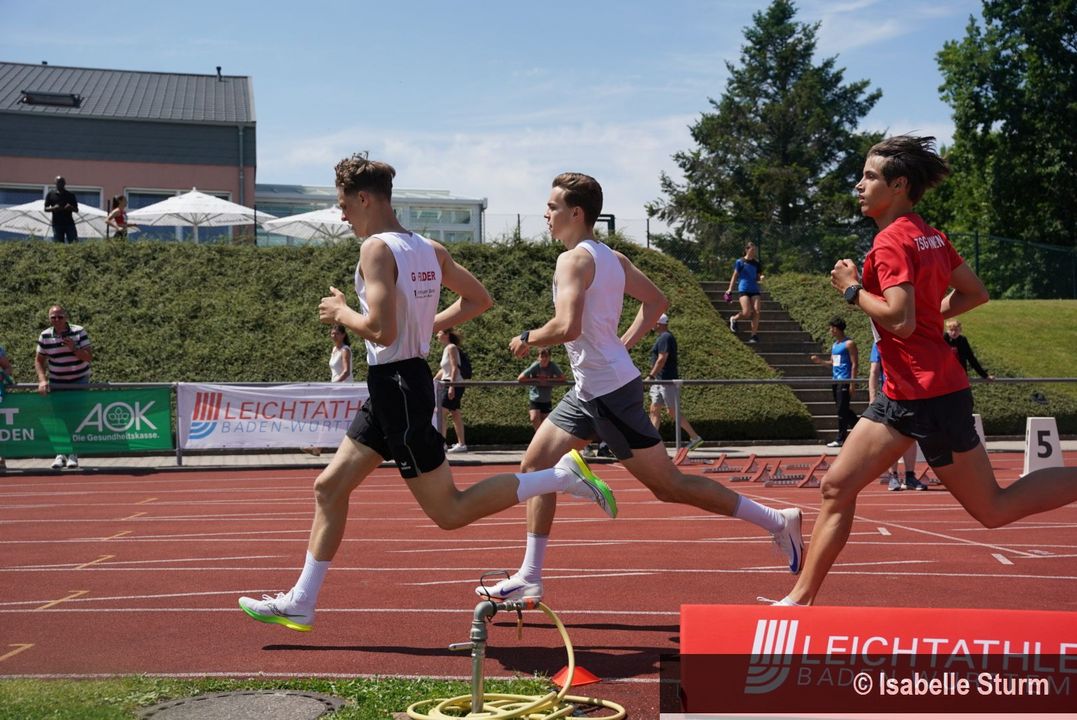 Hitzeschlacht mit Bestleistungen: BW Leichtathletik Jugend Finals begeistern in Langensteinbach