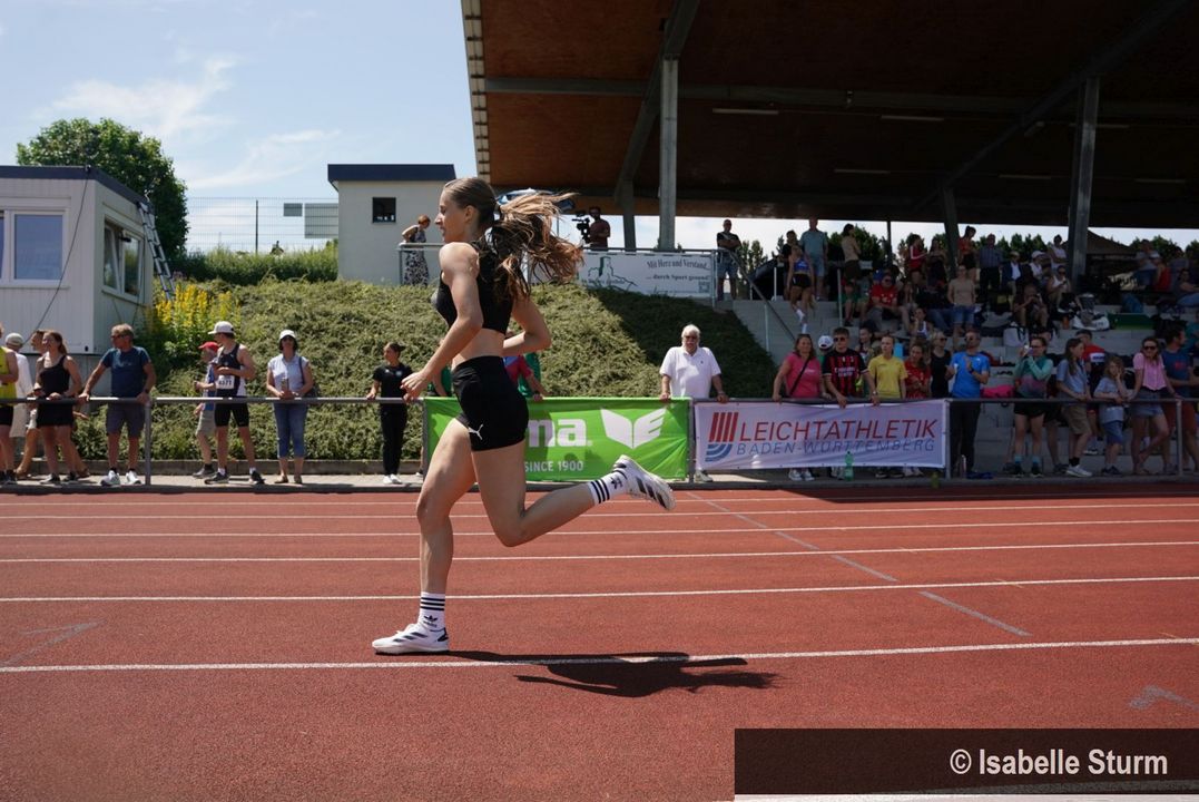 Hitzeschlacht mit Bestleistungen: BW Leichtathletik Jugend Finals begeistern in Langensteinbach