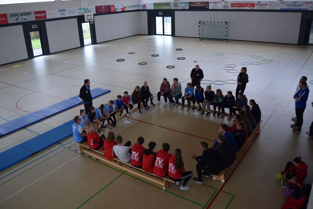 Rekordbeteiligung bei Kinderleichtathletik-Fortbildung in Sulzfeld