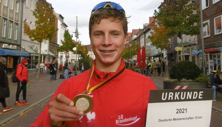 Lukas Ehrle zum Nachwuchsläufer des Jahres 2021 gekürt