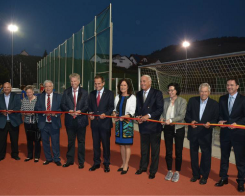 Sanierte Laufbahn im Stadion der Südbadischen Sportschule Steinbach eingeweiht.