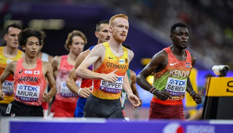 Frederik Ruppert (LAV Stadtwerke Tübingen) im Finale über 3.000 Meter Hindernis 