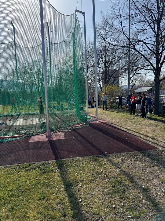 Hammerwurf mit Weltklasse Athletin Kathrin Klaas