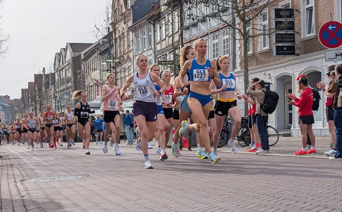 Tübingerinnen räumen bei DM 10 Kilometer Straße ab