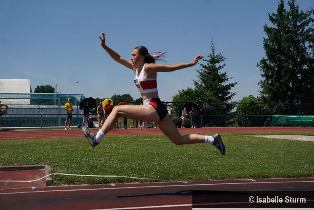 Hitzeschlacht mit Bestleistungen: BW Leichtathletik Jugend Finals begeistern in Langensteinbach