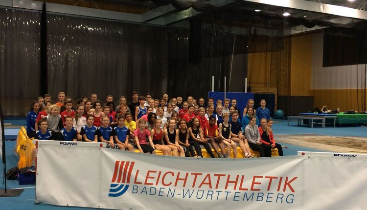 90 Teilnehmer beim Mehrfach-Sprungcup in Stuttgart