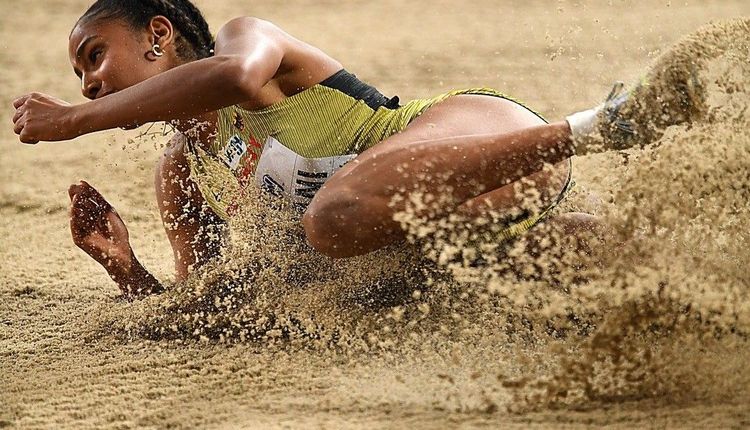 WM Tag 3: Mikaelle Assani springt knapp an Bronze vorbei