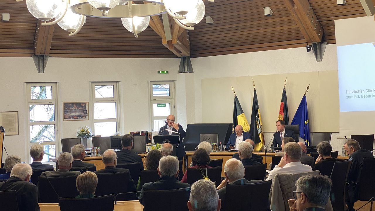 Feierlicher Empfang zum 90. Geburtstag von Karl-Heinrich Lebherz